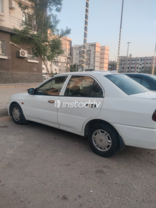 Mitsubishi Lancer 1998 White Automatic Used for Sale in Cairo - 6