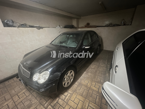 Mercedes C 200 2005 Black Automatic Used for Sale in Giza - 6