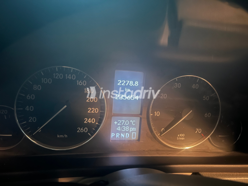 Mercedes C 200 2005 Black Automatic Used for Sale in Giza - 9