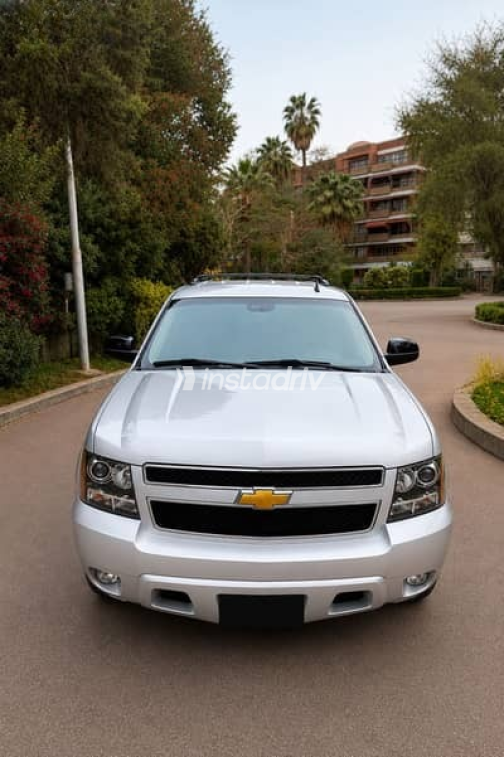 Chevrolet Tahoe 2014 Silver Automatic Used for Sale in Cairo - 1