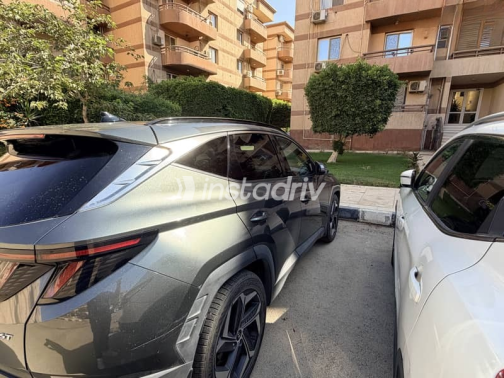 Hyundai Tucson 2022 Gray Automatic Used for Sale in Cairo - 3