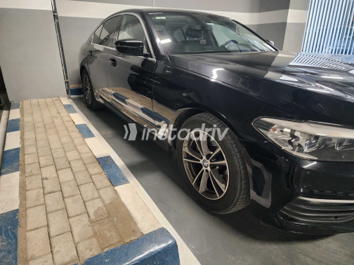 بي ام دبليو 520 2019 أسود أوتوماتيك مستعملة للبيع في القاهرة - 8