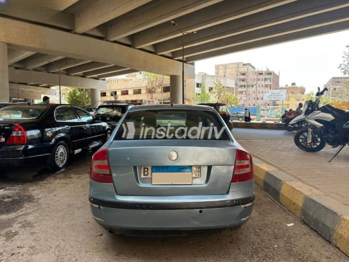 سكودا اوكتافيا 2006 أزرق غامق أوتوماتيك مستعملة للبيع في القاهرة الكبرى ( القاهرة - الجيزة) - 4