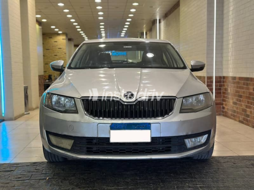 Skoda Octavia 2016 Silver Automatic Used for Sale in Giza - 1