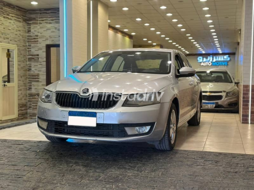 Skoda Octavia 2016 Silver Automatic Used for Sale in Giza - 2