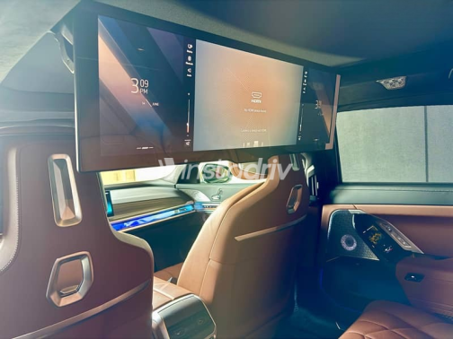 BMW 740 2024 Dark Blue Automatic Used for Sale in Cairo - 6