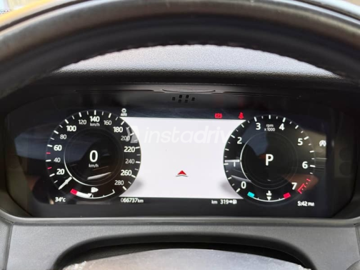 Land Rover Velar 2022 Red Automatic Used for Sale in Cairo - 4