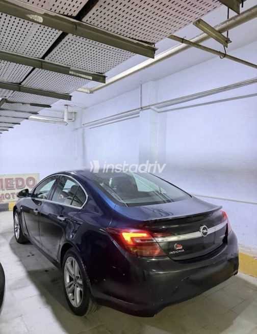 Opel Insignia 2016 Dark Blue Automatic Used for Sale in Giza - 3