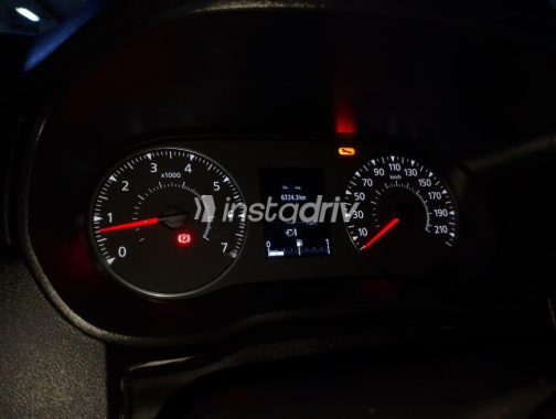 Renault Duster 2022 Dark Blue Automatic Used for Sale in Cairo - 10