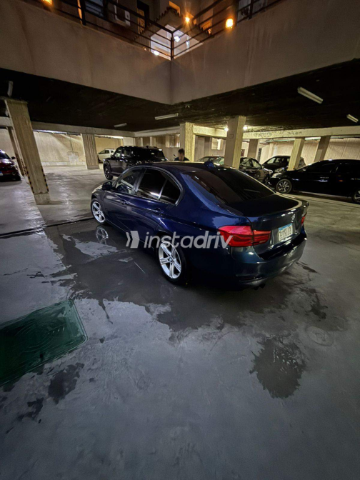 BMW 320 2018 Blue Automatic Used for Sale in Giza - 6