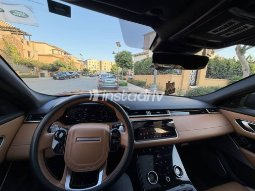 Land Rover Velar 2000 Red Automatic Used for Sale in Cairo - 2