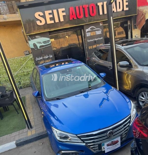 MG 5 2020 Dark Blue Automatic Used for Sale in Heliopolis - 3