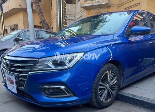MG 5 2020 Dark Blue Automatic Used for Sale in Heliopolis - 5
