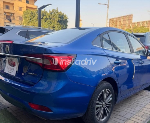 MG 5 2020 Dark Blue Automatic Used for Sale in Heliopolis - 8