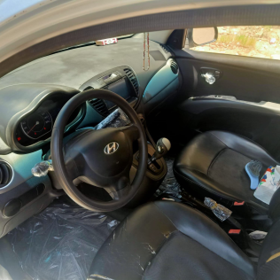 Hyundai I10 2012 Silver Automatic Used for Sale in Qalyubia