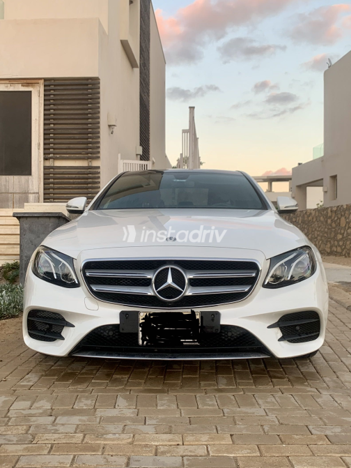 مرسيدس E 250 2018 أبيض أوتوماتيك مستعملة للبيع في المعادى - 7