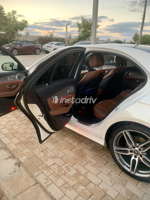 مرسيدس E 250 2018 أبيض أوتوماتيك مستعملة للبيع في المعادى - 8