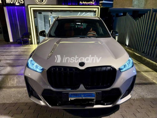 بي ام دبليو X1 2026 فضي أوتوماتيك مستعملة للبيع في مصر الجديدة - 2