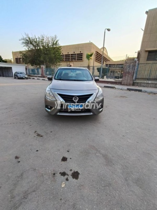 Nissan Sunny 2019 Gray Automatic Used for Sale in El Haram - 1