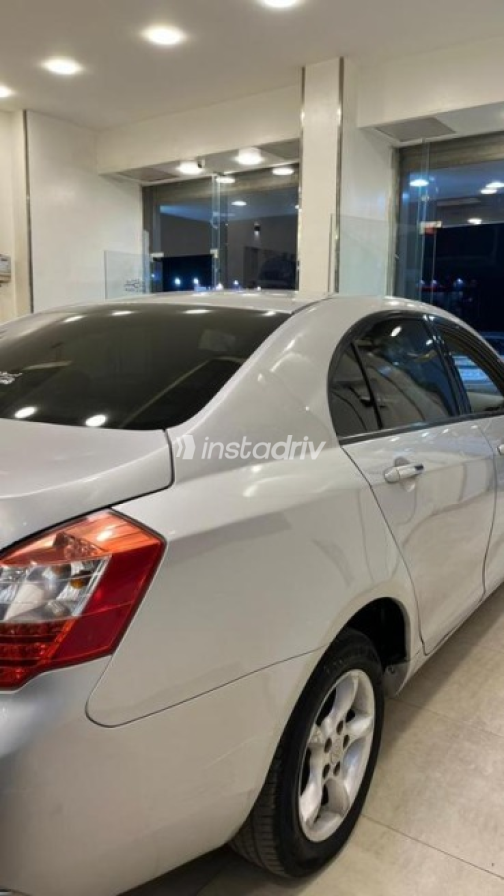 Nissan Sunny 2019 Gray Automatic Used for Sale in El Haram - 2