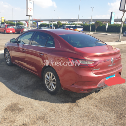 رينو ميجان 2019 أبيض أوتوماتيك مستعملة للبيع في الجيزة - 4