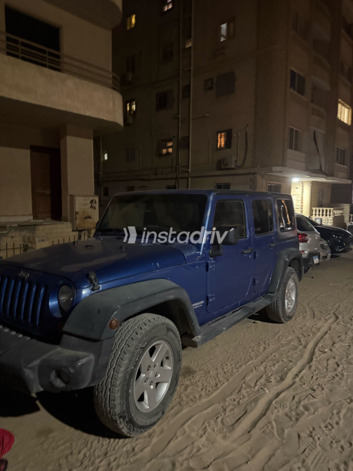 Jeep Wrangler 2013 Blue Automatic Used for Sale in Maadi - 1