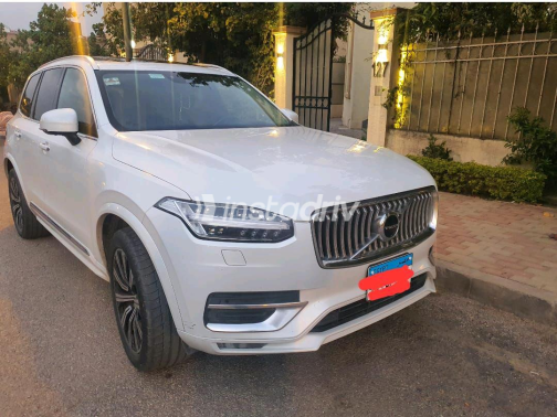 فولفو XC90 2020 أبيض أوتوماتيك مستعملة للبيع في الجيزة - 1