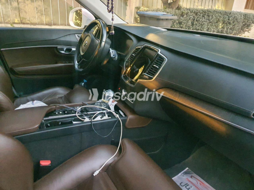 فولفو XC90 2020 أبيض أوتوماتيك مستعملة للبيع في الجيزة - 10