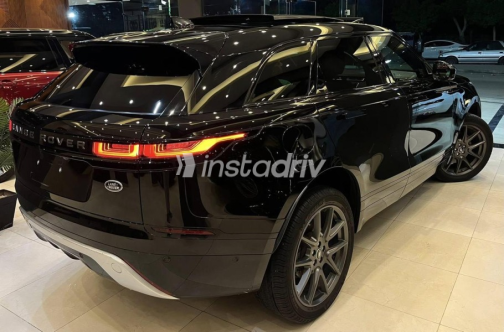 Land Rover Velar 2021 Black Automatic Used for Sale in Cairo - 4
