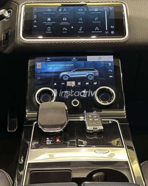 Land Rover Velar 2021 Black Automatic Used for Sale in Cairo - 8