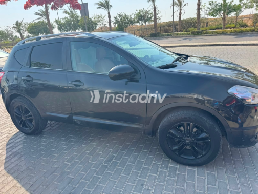 Nissan Qashqai 2012 Black Automatic Used for Sale in Maadi - 3