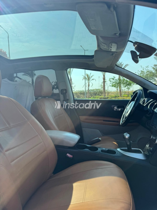 Nissan Qashqai 2012 Black Automatic Used for Sale in Maadi - 5