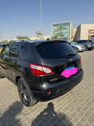 Nissan Qashqai 2012 Black Automatic Used for Sale in Maadi