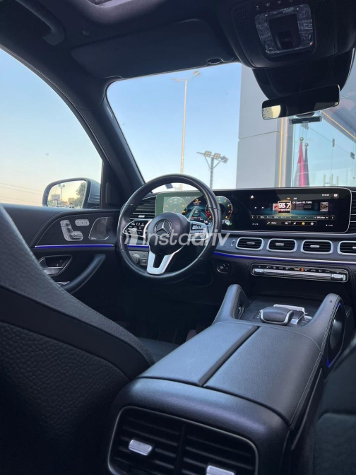 Mercedes GLE 450 2023 Silver Automatic Used for Sale in Giza - 1