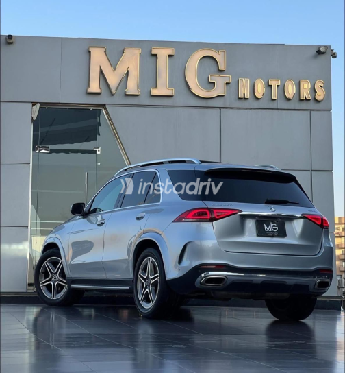 Mercedes GLE 450 2023 Silver Automatic Used for Sale in Giza - 2