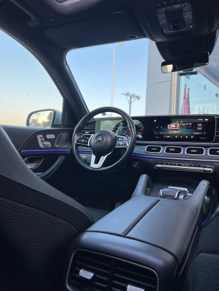 Mercedes GLE 450 2023 Silver Automatic Used for Sale in Giza