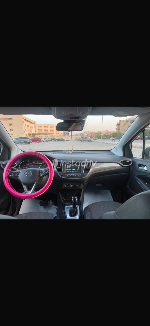 Opel Crossland 2022 Gray Automatic Used for Sale in Cairo - 4