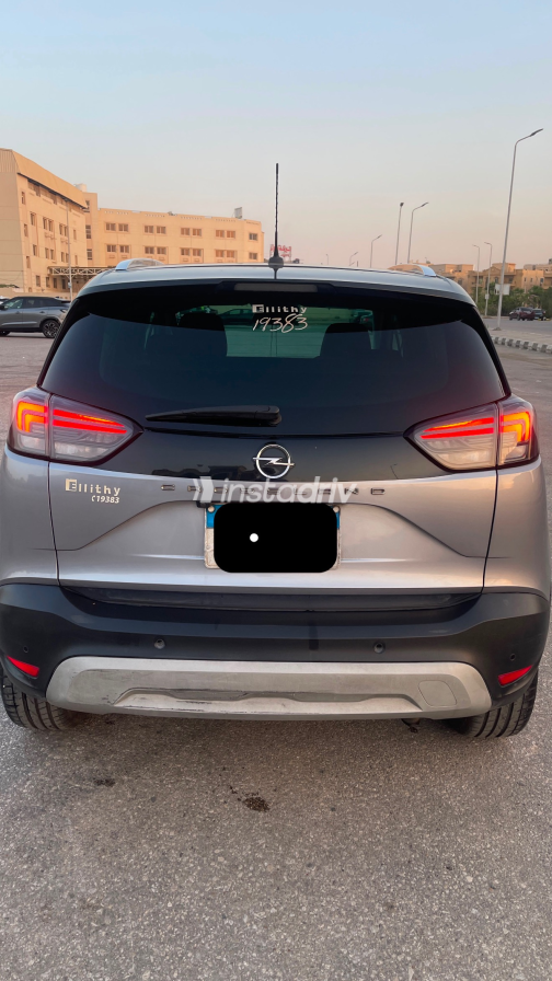 Opel Crossland 2022 Gray Automatic Used for Sale in Cairo - 5