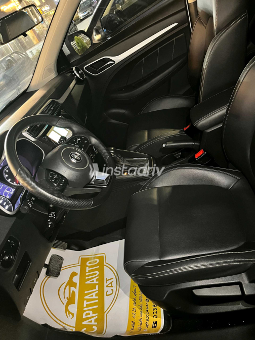 MG ZS 2025 Silver Automatic Used for Sale in Giza - 1