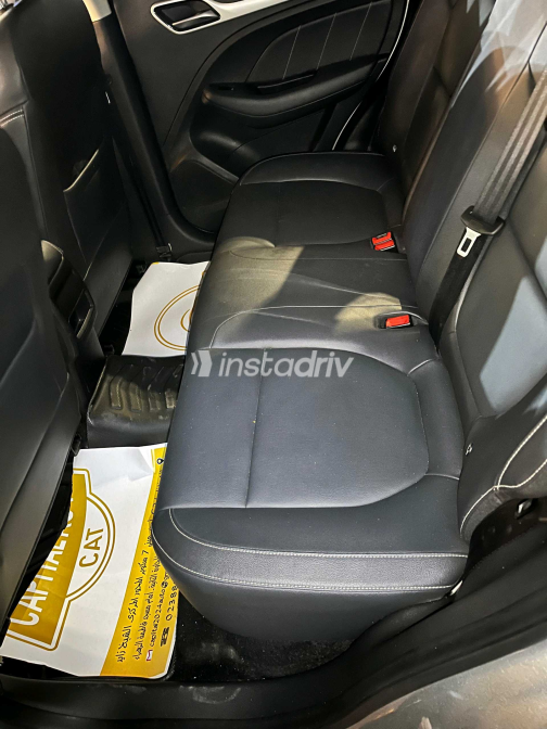 MG ZS 2025 Silver Automatic Used for Sale in Giza - 5