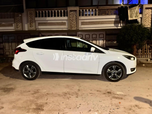 Ford Focus 2018 White Automatic Used for Sale in Greater Cairo ( Cairo + Giza) - 2