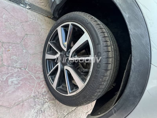 Nissan Qashqai 2018 Silver Automatic Used for Sale in Cairo - 6