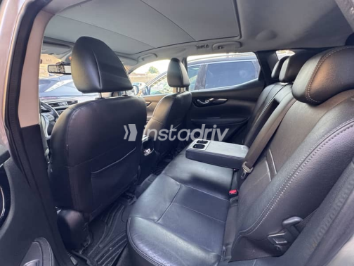 Nissan Qashqai 2018 Silver Automatic Used for Sale in Cairo - 8