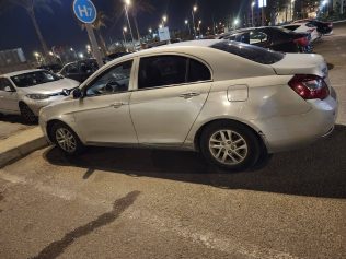 Geely Emgrand 7 2017 Silver Manual Used for Sale in Giza