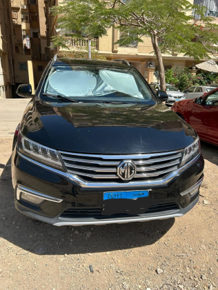 ام جى ار اكس 5 2023 أسود أوتوماتيك مستعملة للبيع في المعادى