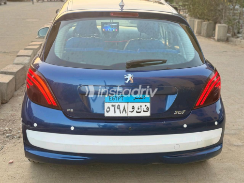 Peugeot 207 2007 Blue Manual Used for Sale in Giza - 10