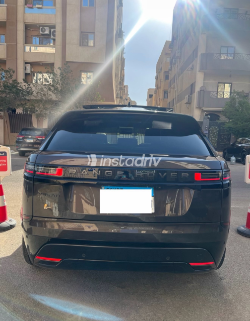 Land Rover Velar 2024 Dark Gray Automatic Used for Sale in Cairo - 4