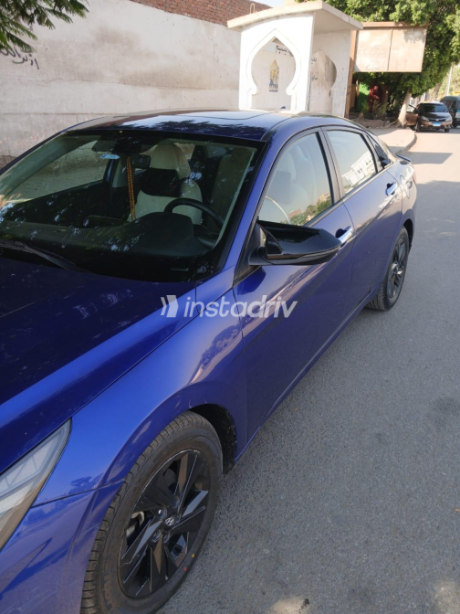 هيونداي إلنترا سى ان 7 2022 أزرق أوتوماتيك مستعملة للبيع في حلوان - 2