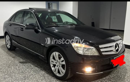 مرسيدس C 250 2011 أسود أوتوماتيك مستعملة للبيع في الإسكندرية - 2