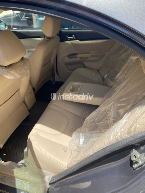 Geely Emgrand 7 2018 Gray Manual Used for Sale in Port Said - 4